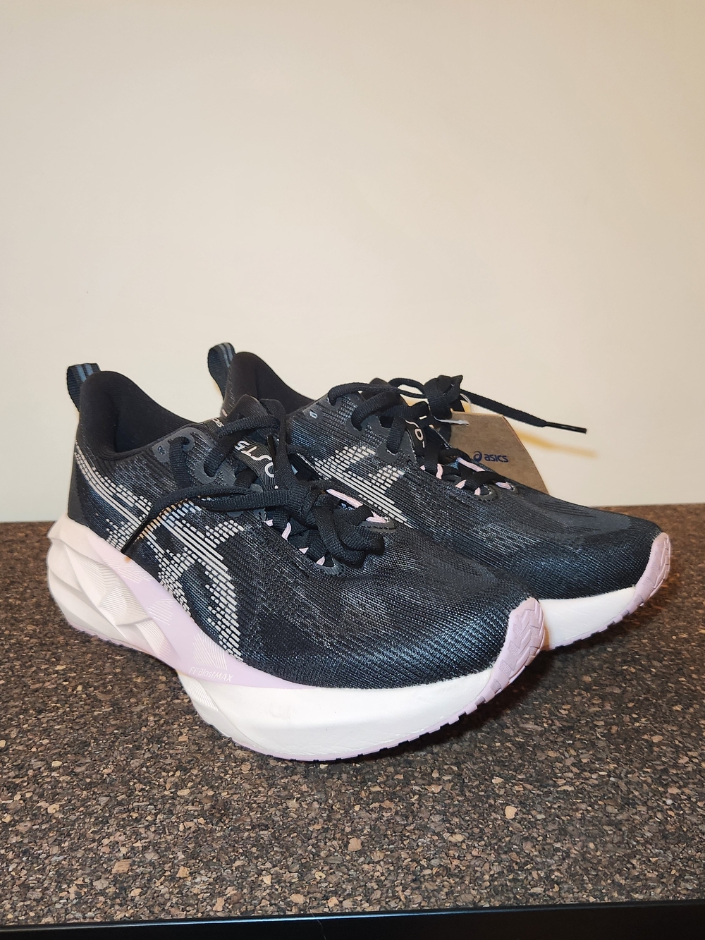 ASICS Novablast 5 Running Shoes Womens Size 7